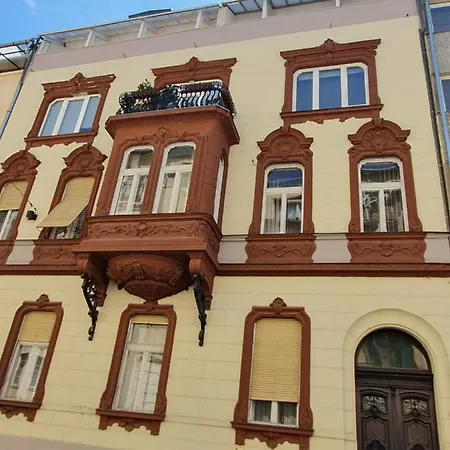 Design Apartmant Next To Buda Castle Apartamento *